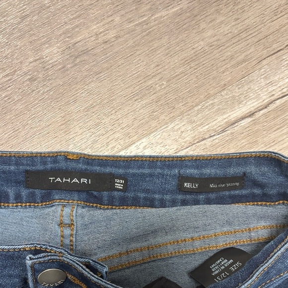 Tahari Dark Blue Women's Skinny Jeans - Picture 2 of 3